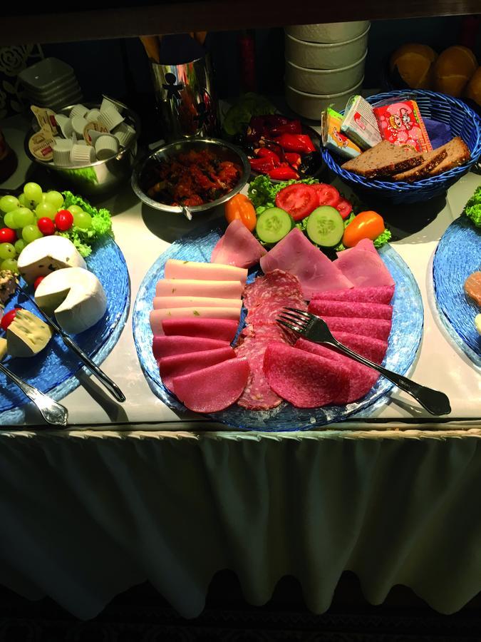 Hotel B&B Bredl In Der Villa Ballestrem シュトラウビング エクステリア 写真