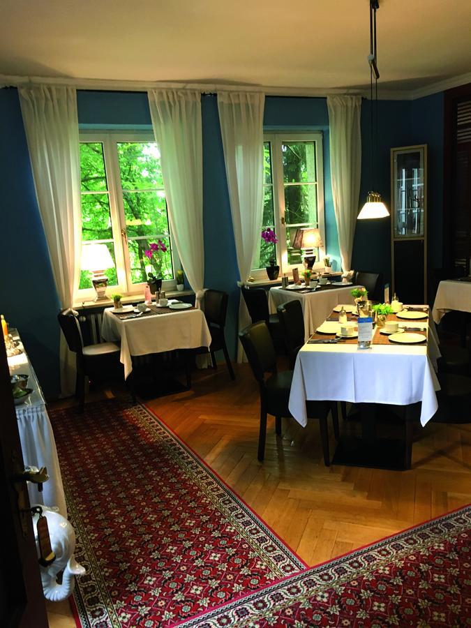 Hotel B&B Bredl In Der Villa Ballestrem シュトラウビング エクステリア 写真